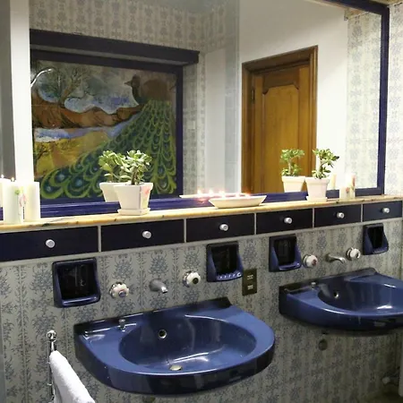 Bed & Breakfast La Dimora Di Vesta 3*