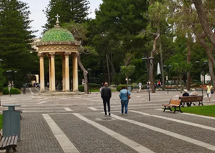 Bed & Breakfast La Dimora Di Vesta 3*