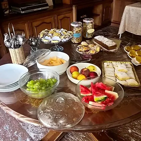 Bed & Breakfast La Dimora Di Vesta 3*