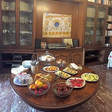 La Dimora Di Vesta Bed & Breakfast