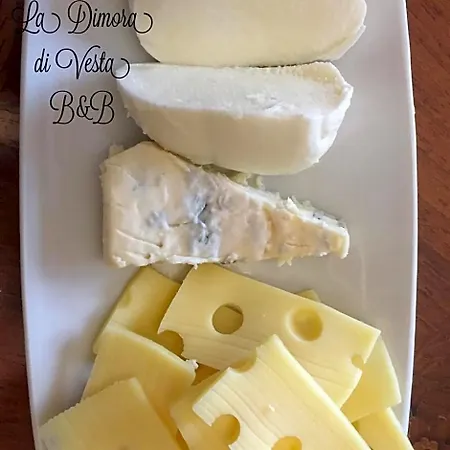 Couette-café La Dimora Di Vesta 3*