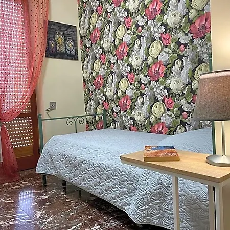 La Dimora Di Vesta Bed & Breakfast
